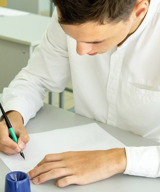 Как научить писать, сохраняя здоровье ребёнка