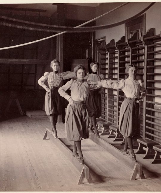 Принципы естественной гимнастики Демени