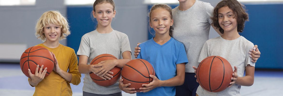 В рядах олимпийцев — дети и учителя